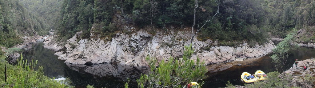 River bend at Blushrock Falls - Water by Nature Tasmania - Franklin River Rafting